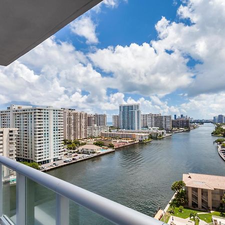 Miami Vacation Rentals At Beachwalk Resort Golden Beach Exterior photo